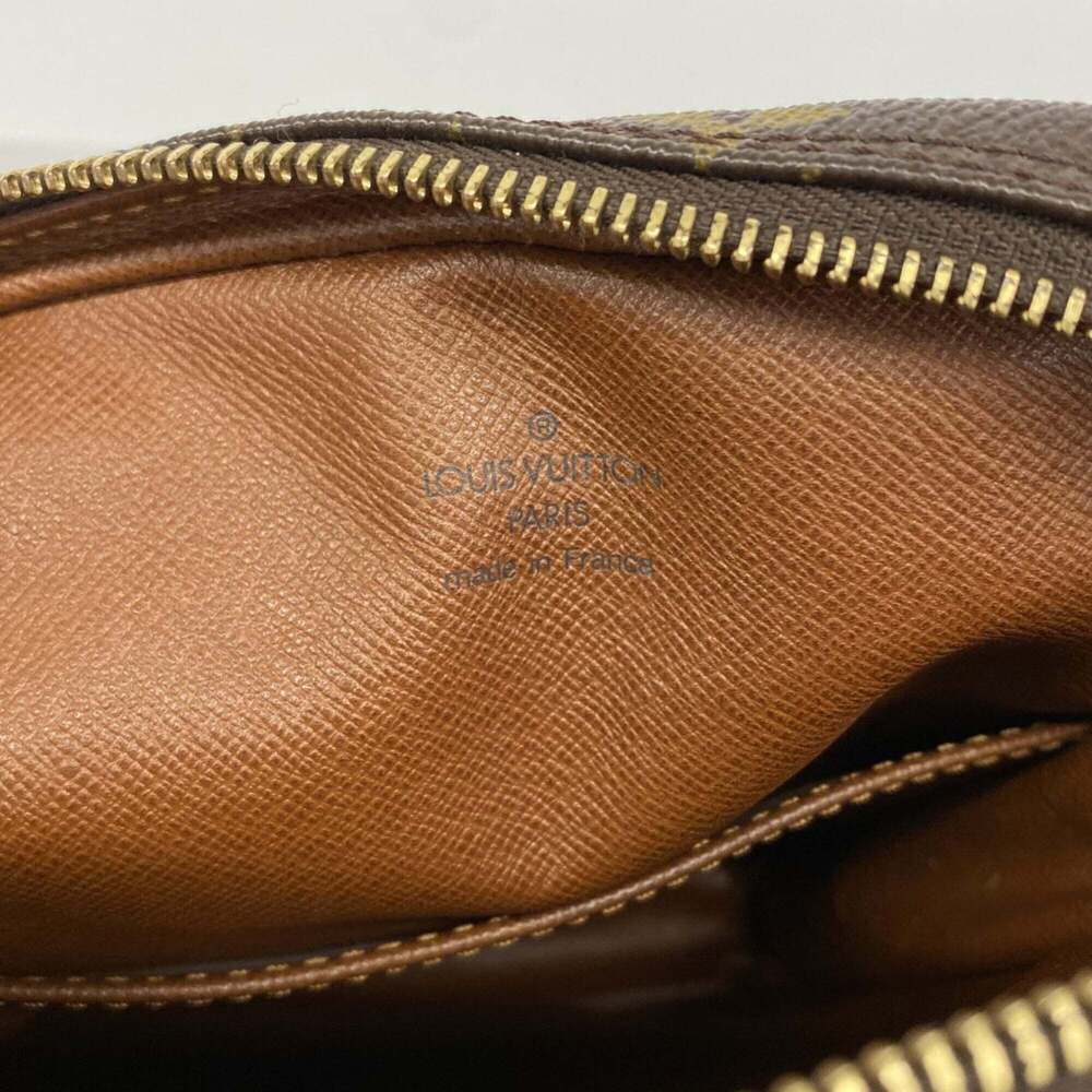 LOUIS VUITTON Brown Monogram Shoulder Bag - Picture 5 of 10